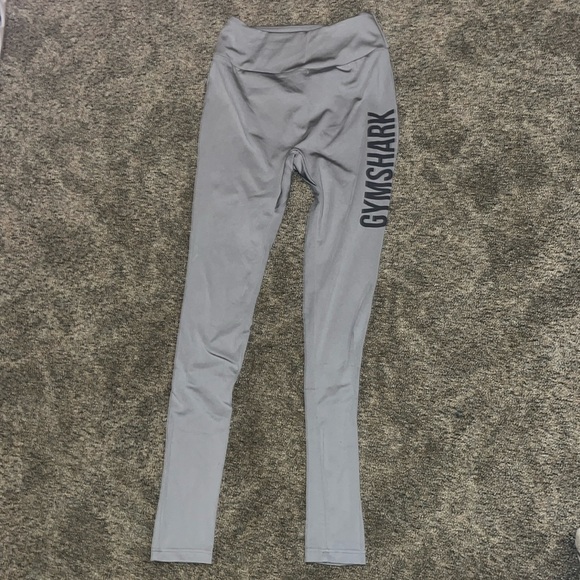 Gymshark Pants - Gymshark women’s workout leggings, size medium